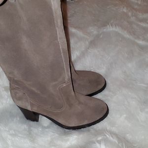 Lauren by Ralph Lauren S. 8 B Toupe Suede Boots